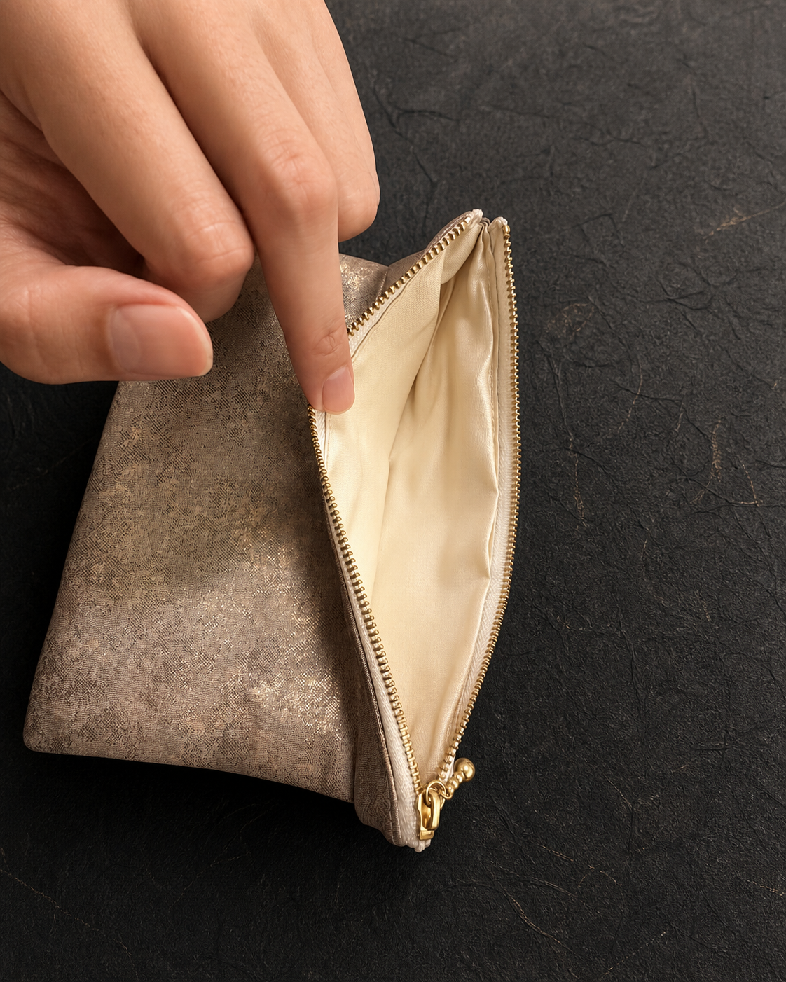 帯つなぎポーチ NAGOMI 金彩・淡茶 内側